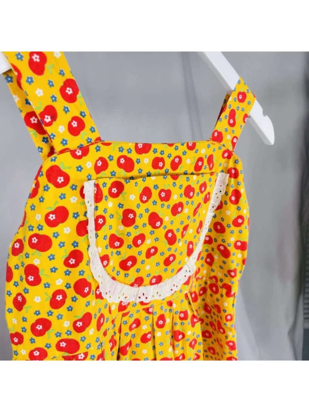 Vintage 70s Girls Yellow Fruit Apple Print Lace Bib Cottage Prairie Dress 6 - 7